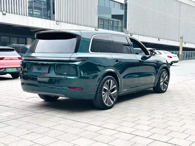 Li Auto L9 — Фото автомобиля 9