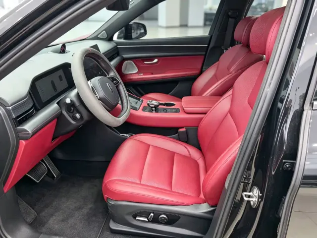 Aito M5 — Фото автомобиля 2