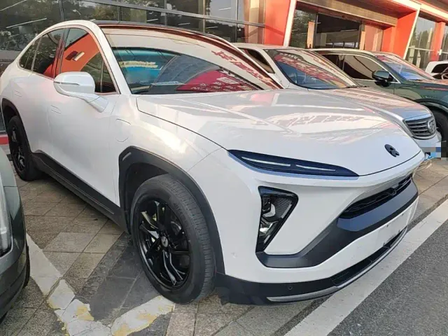 Nio EC6 — Фото автомобиля 3