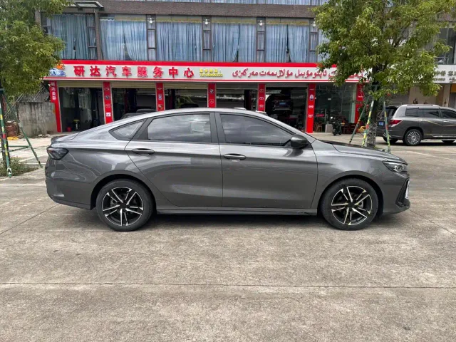 Geely Binrui — Фото автомобиля 5