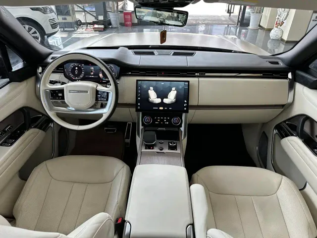 Land Rover Range Rover — Фото автомобиля 8