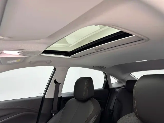 Buick Verano — Фото автомобиля 14