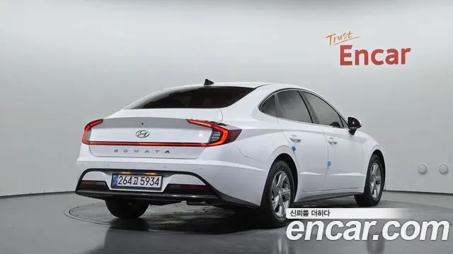 Hyundai Sonata Sonata (DN8) 2.0 LPG(Для проката) — Фото автомобиля 2
