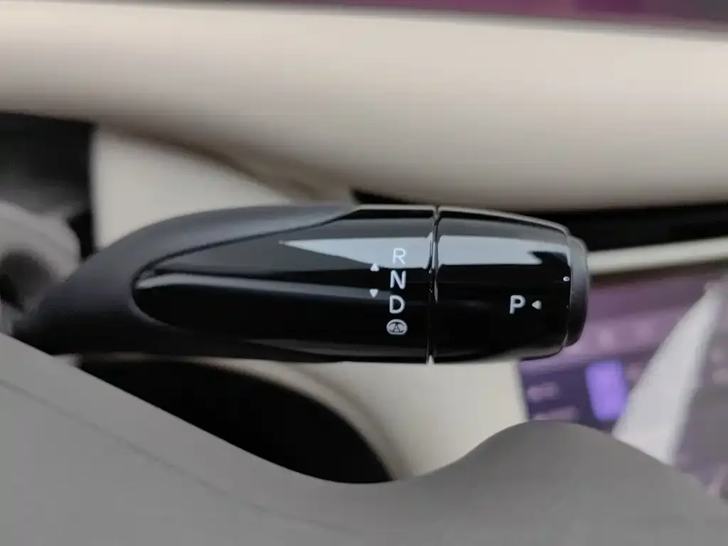 IM Motors IM LS6 2025 Gecko Smart Drive Edition — Фото автомобиля 13