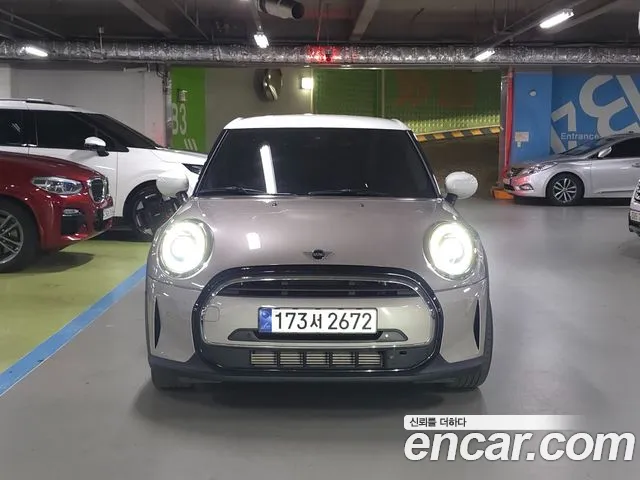 Mini Cooper Cooper 5 дверей Classic — Фото автомобиля 3