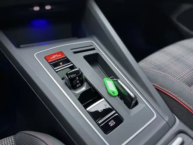 Volkswagen Golf GTI — Фото автомобиля 21