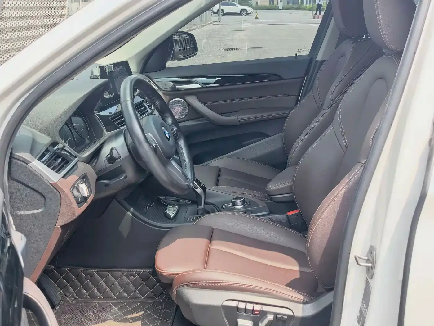 BMW BMW X1 2021 sDrive25Li Leading — Фото автомобиля 10