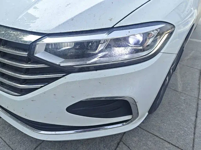 Volkswagen Lavida — Фото автомобиля 23