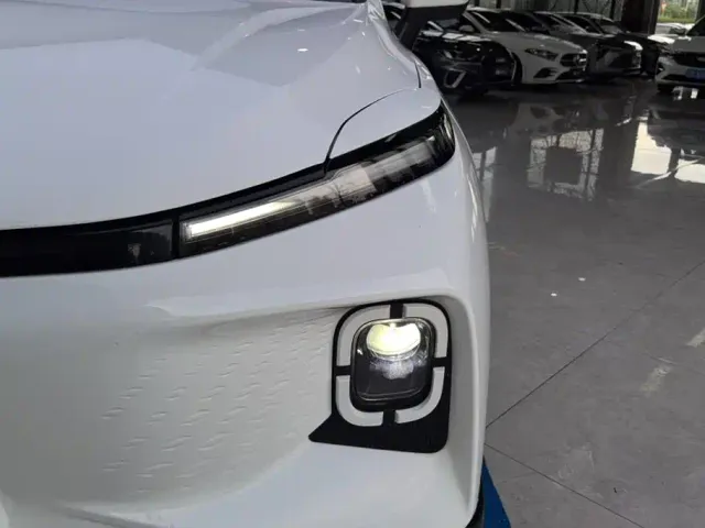 Geely Geometry E Firefly — Фото автомобиля 5