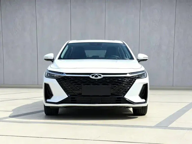 Chery Arrizo 8 — Фото автомобиля 2
