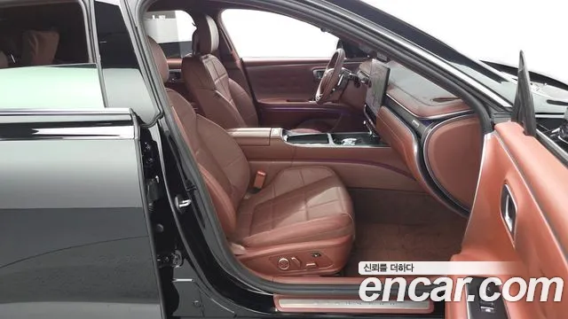 Hyundai Grandeur GN7 — Фото автомобиля 10