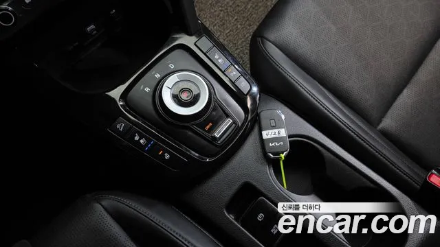 Kia Seltos — Фото автомобиля 9