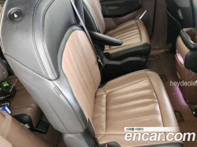 Kia EV9 — Фото автомобиля 3