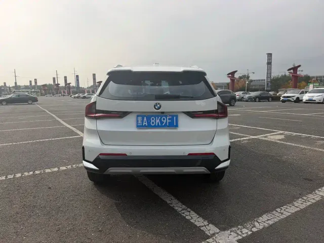 BMW X1 — Фото автомобиля 4