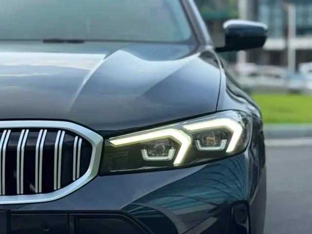 BMW 3 Series — Фото автомобиля 14