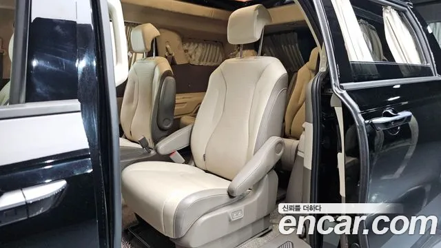Kia Carnival 4th Gen — Фото автомобиля 26