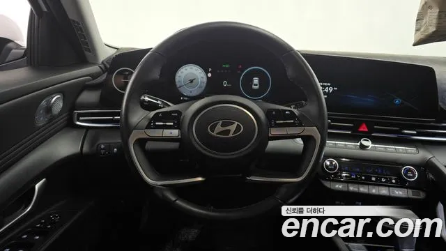 Hyundai Avante CN7 — Фото автомобиля 13