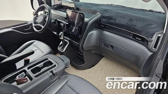Hyundai Staria — Фото автомобиля 10