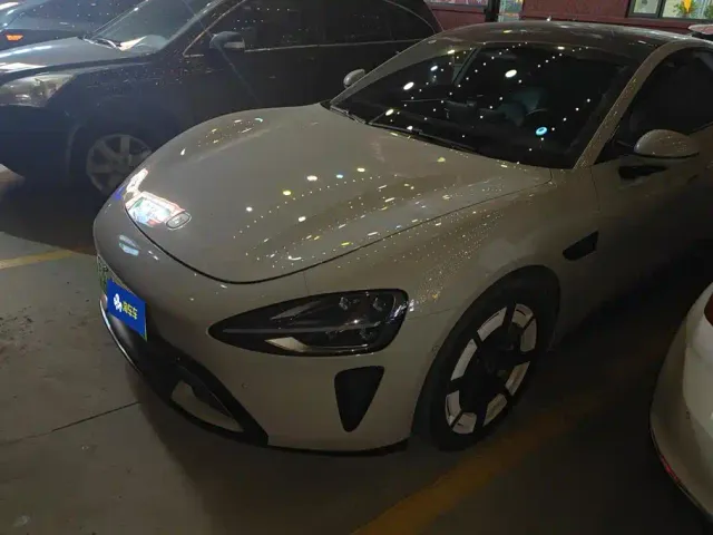 Xiaomi SU7 — Фото автомобиля 2