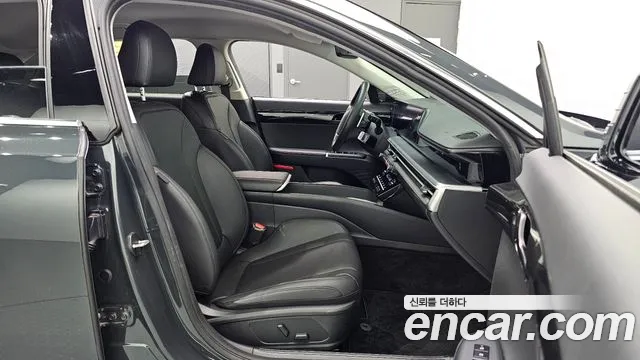 Hyundai Grandeur Grandeur (GN7) 2.5 Бензин 2WD — Фото автомобиля 12