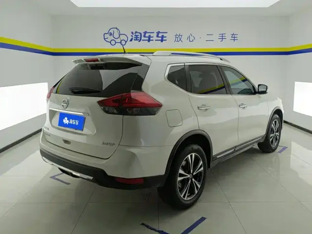 Nissan X-Trail — Фото автомобиля 3