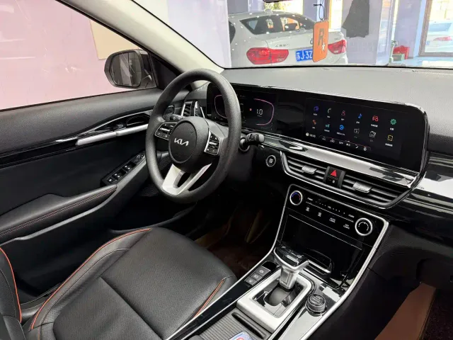 Kia Seltos — Фото автомобиля 20
