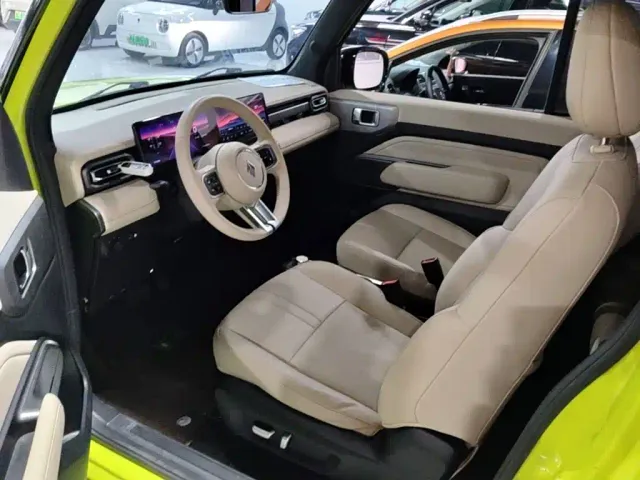 Baojun Yep — Фото автомобиля 14