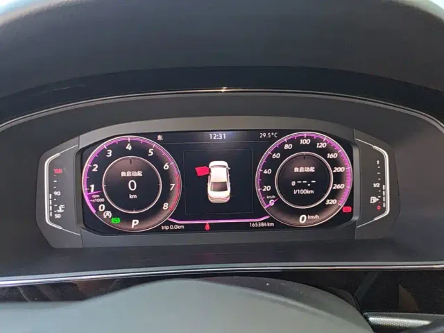 Volkswagen Passat — Фото автомобиля 11
