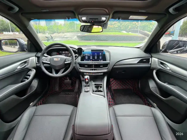 Cadillac CT5 — Фото автомобиля 8