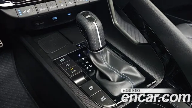 Hyundai Avante — Фото автомобиля 12