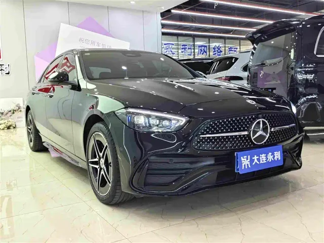 Mercedes-Benz C-Class — Фото автомобиля 3