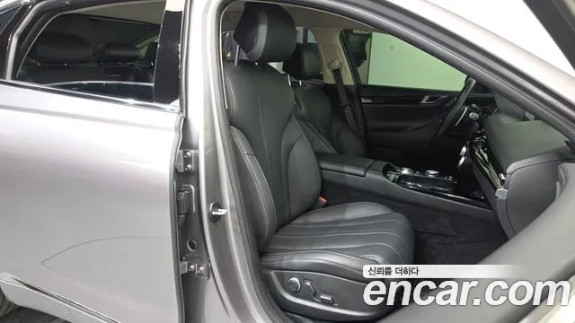 Genesis G80 Бензин 2.5 турбо 2WD — Фото автомобиля 25