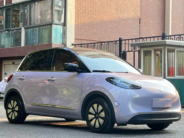 Wuling Bingo — Фото автомобиля 3