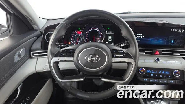 Hyundai AVANTE Avante (CN7) — Фото автомобиля 12