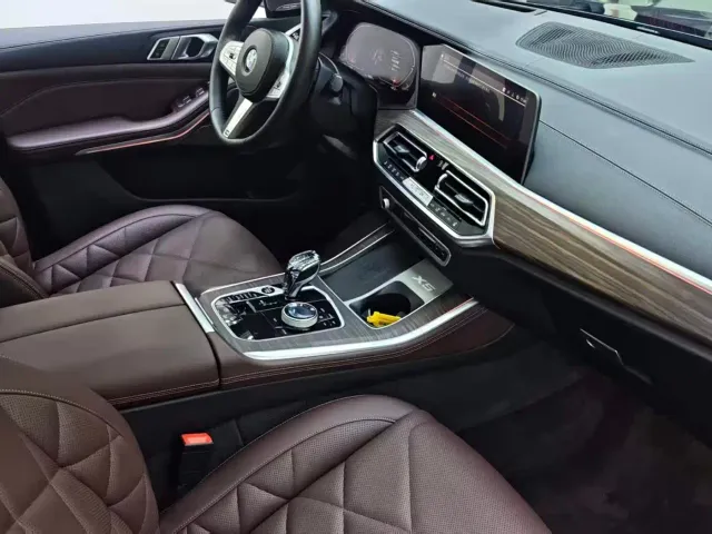 BMW X5 — Фото автомобиля 8
