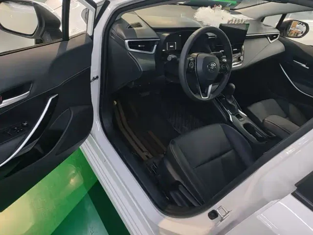 Toyota Corolla — Фото автомобиля 15