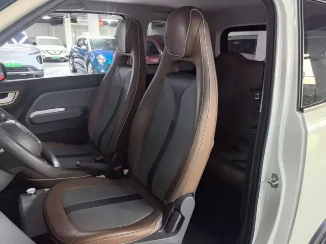 Wuling Hongguang Mini EV — Фото автомобиля 10