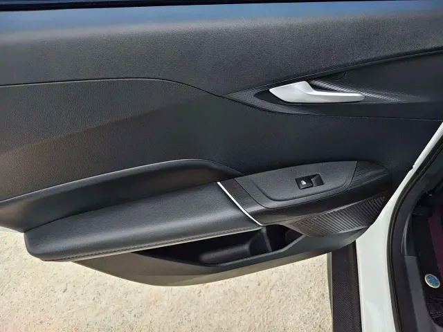 Changan Lamore — Фото автомобиля 9