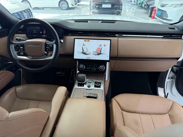 Land Rover Range Rover — Фото автомобиля 13