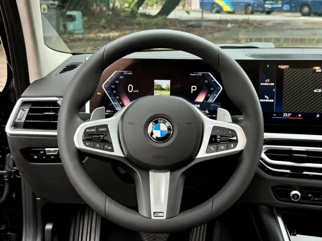 BMW 3 Series — Фото автомобиля 7