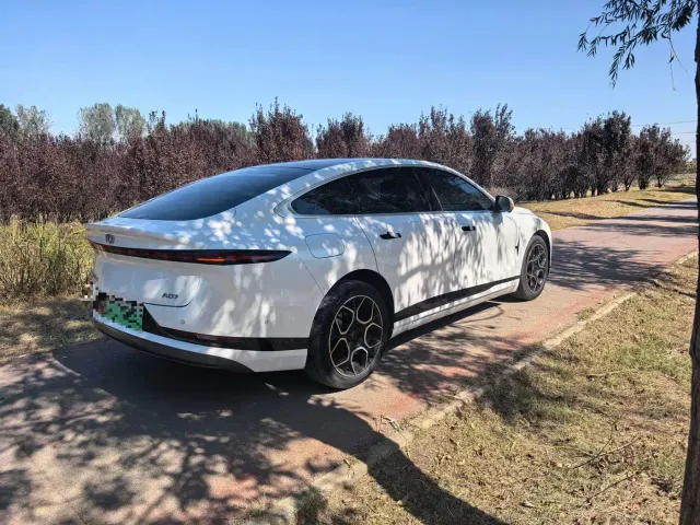 Changan Qiyuan A07 — Фото автомобиля 9