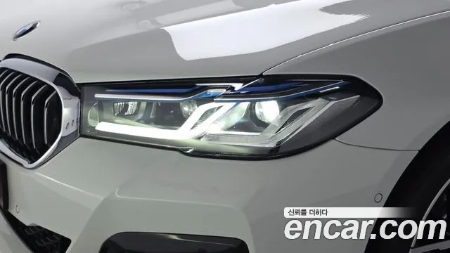BMW 5 Series G30 — Фото автомобиля 7