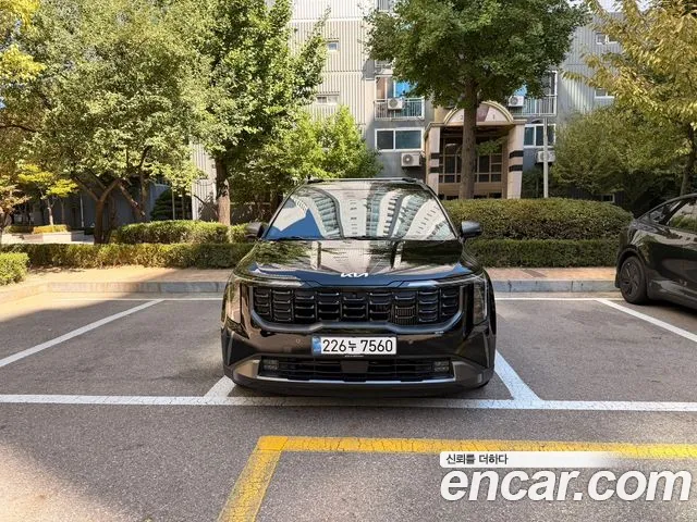 Kia Carnival Generation 4 — Фото автомобиля 3