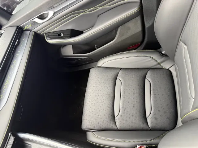Geely Xingrui — Фото автомобиля 12