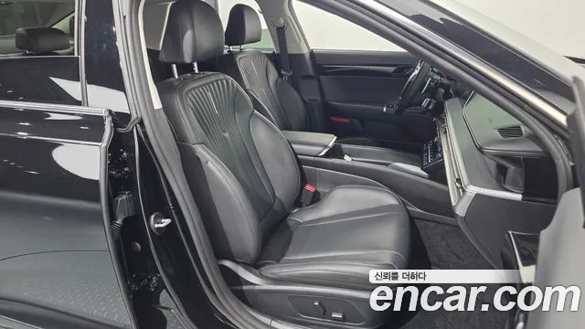 Hyundai Grandeur GN7 — Фото автомобиля 16