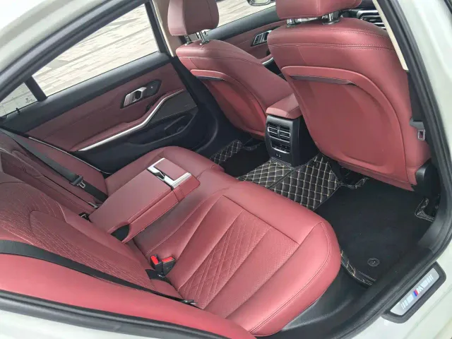 BMW 3 Series — Фото автомобиля 14
