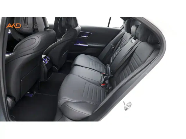 Mercedes-Benz C-Class — Фото автомобиля 7