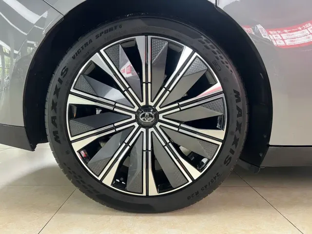 Toyota BoZhi 7 — Фото автомобиля 29