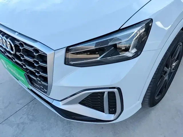 Audi Q2L — Фото автомобиля 23