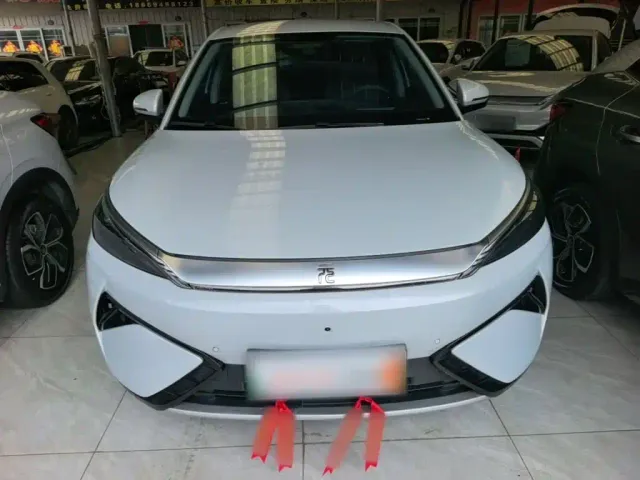 BYD Yuan PLUS — Фото автомобиля 2
